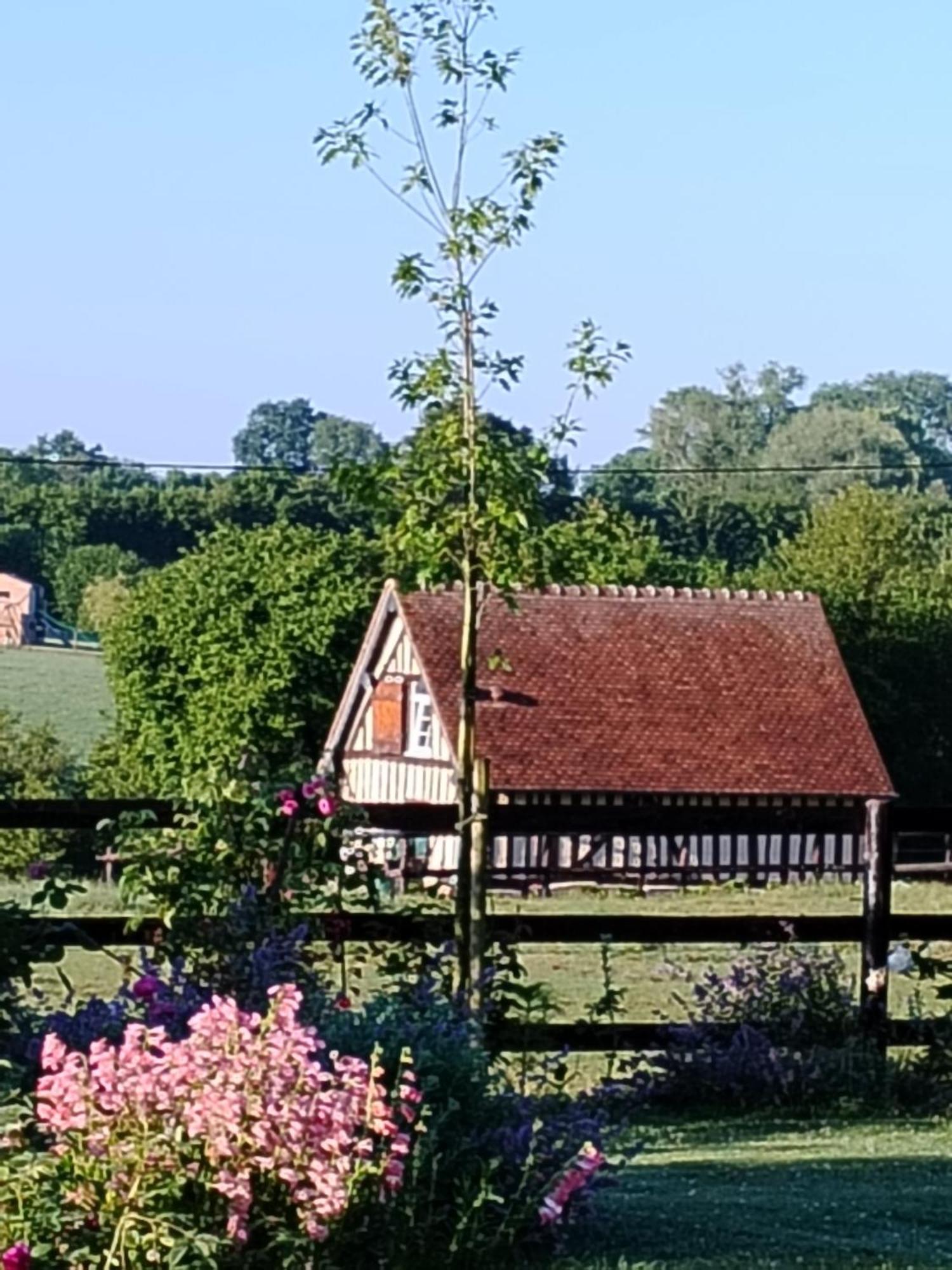 Gite A La Petite Bretonniere Saint-Pierre-Des-Ifs  Экстерьер фото